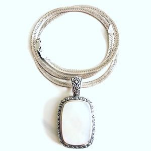 Silver Mother of Pearl Necklace